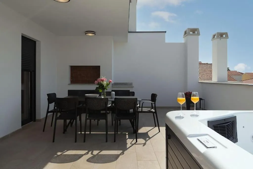 New ! Villa Bellatrix 2 - Heated Pool And Jacuzzi Vrsi 0*,