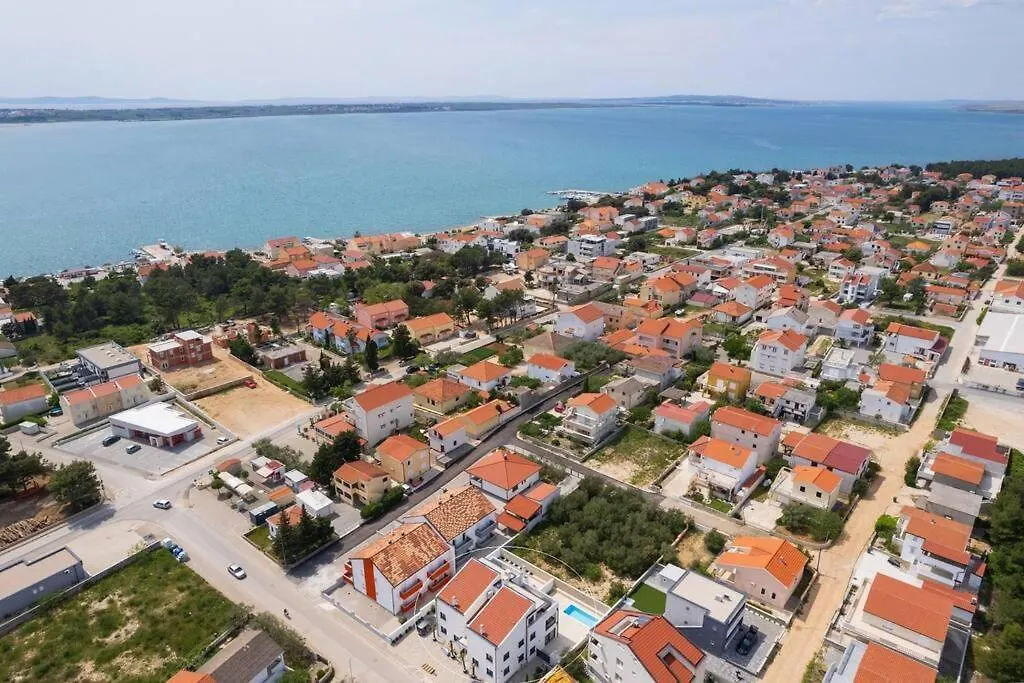 New ! Villa Bellatrix 2 - Heated Pool And Jacuzzi Vrsi